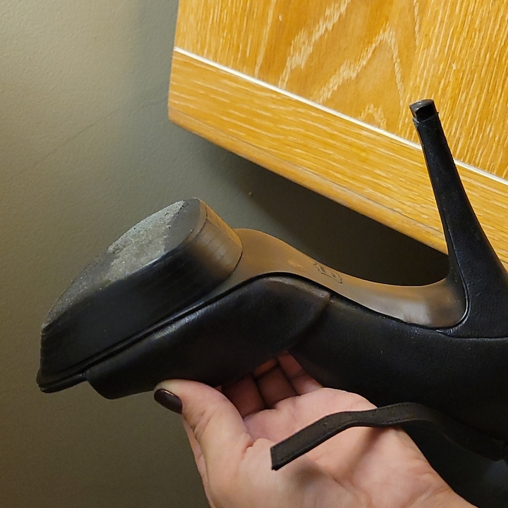 Bcbgmaxazria Platform Open Toe Heel - image 4